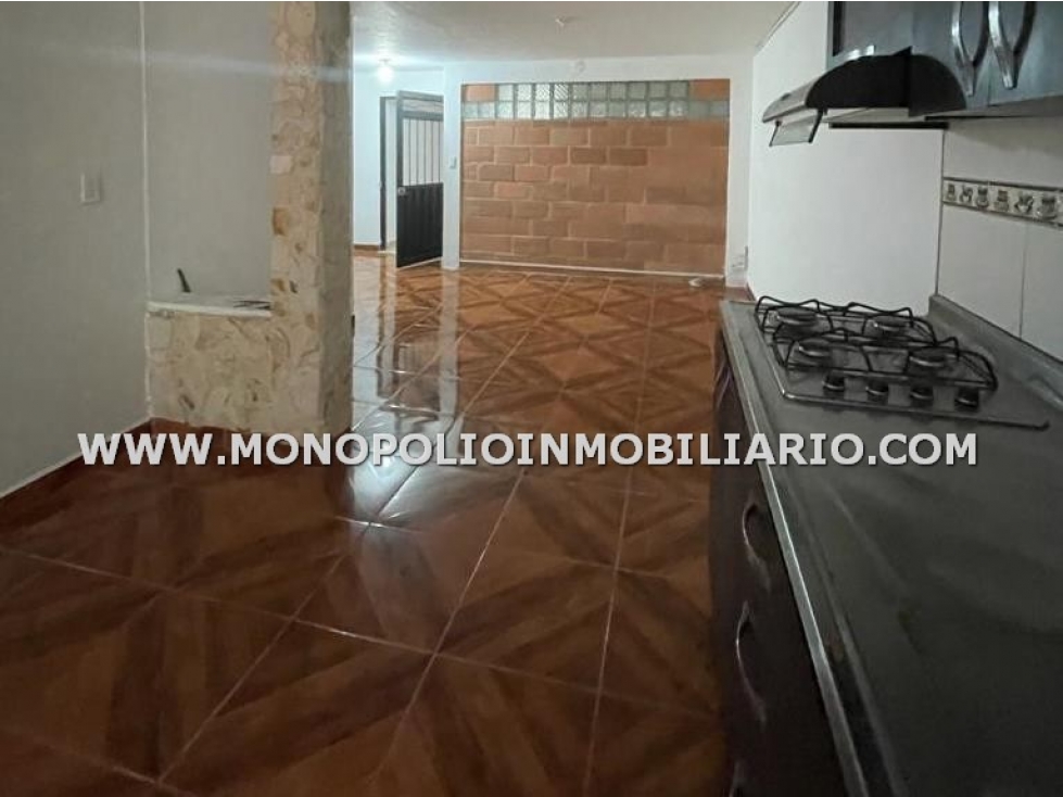 CASA BIFAMILIAR EN VENTA - SECTOR MALIBU, BELEN COD: 22762 — foto 2