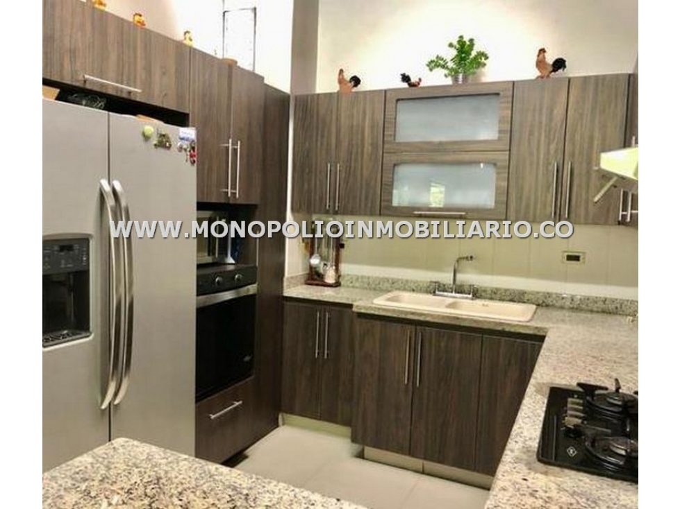 CASA BIFAMILIAR EN VENTA - SECTOR SIMON BOLIVAR COD: 21756 - 4