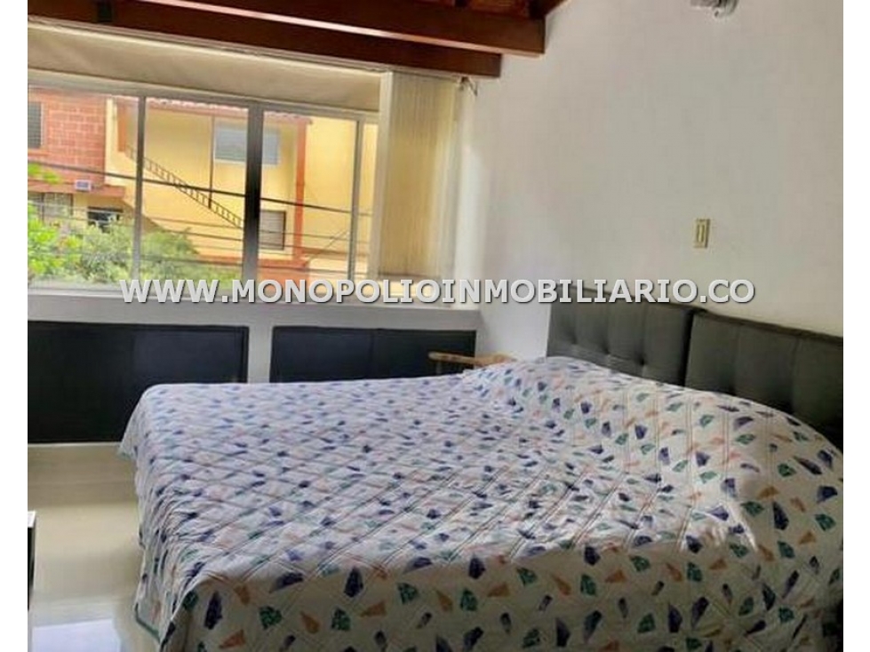 CASA BIFAMILIAR EN VENTA - SECTOR SIMON BOLIVAR COD: 21756 - 6