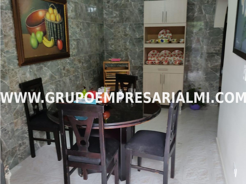 CASA BIFAMILIAR EN VENTA - SECTOR BARRIO NUEVO, BELLO COD: 27763 - 6