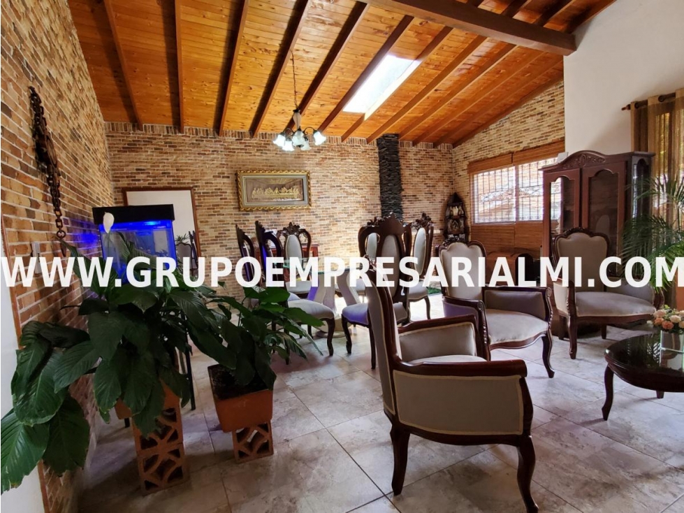 GRANDIOSA CASA DÚPLEX EN VENTA - SECTOR LA FERRERÍA COD: 24393 - 2