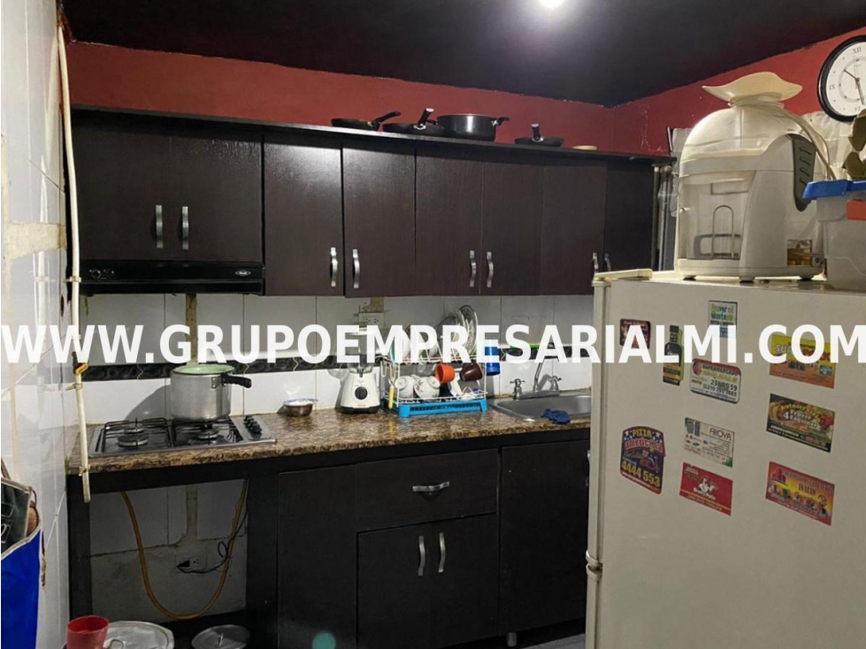 CASA BIFAMILIAR EN VENTA - SECTOR MANRIQUE ORIENTAL COD: 32485 — foto 2