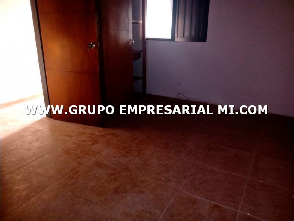 ESTUPENDA CASA BIFAMILIAR EN VENTA - SECTOR CAMPO VALDES COD: 26996 — foto 4