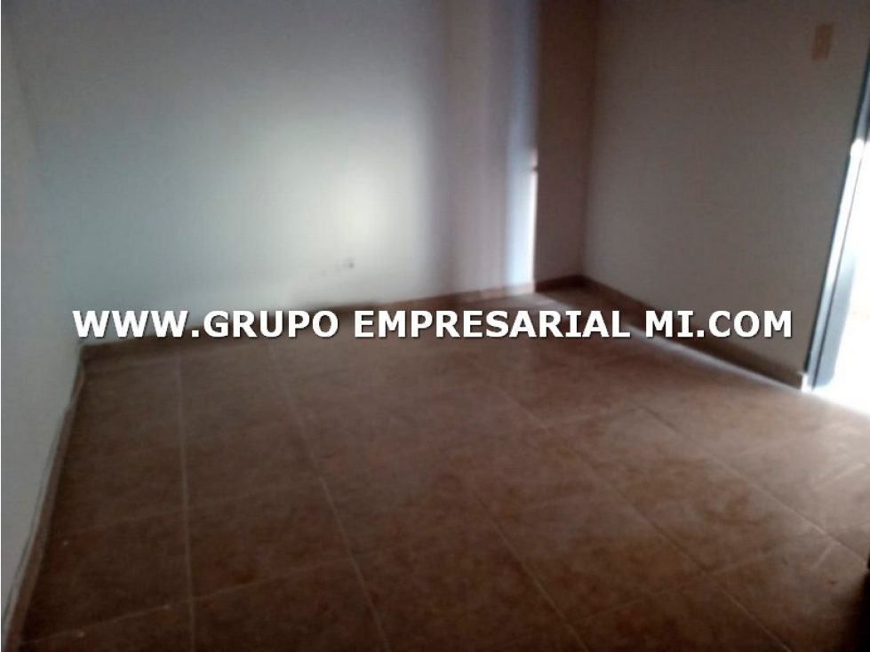 ESTUPENDA CASA BIFAMILIAR EN VENTA - SECTOR CAMPO VALDES COD: 26996 — foto 3