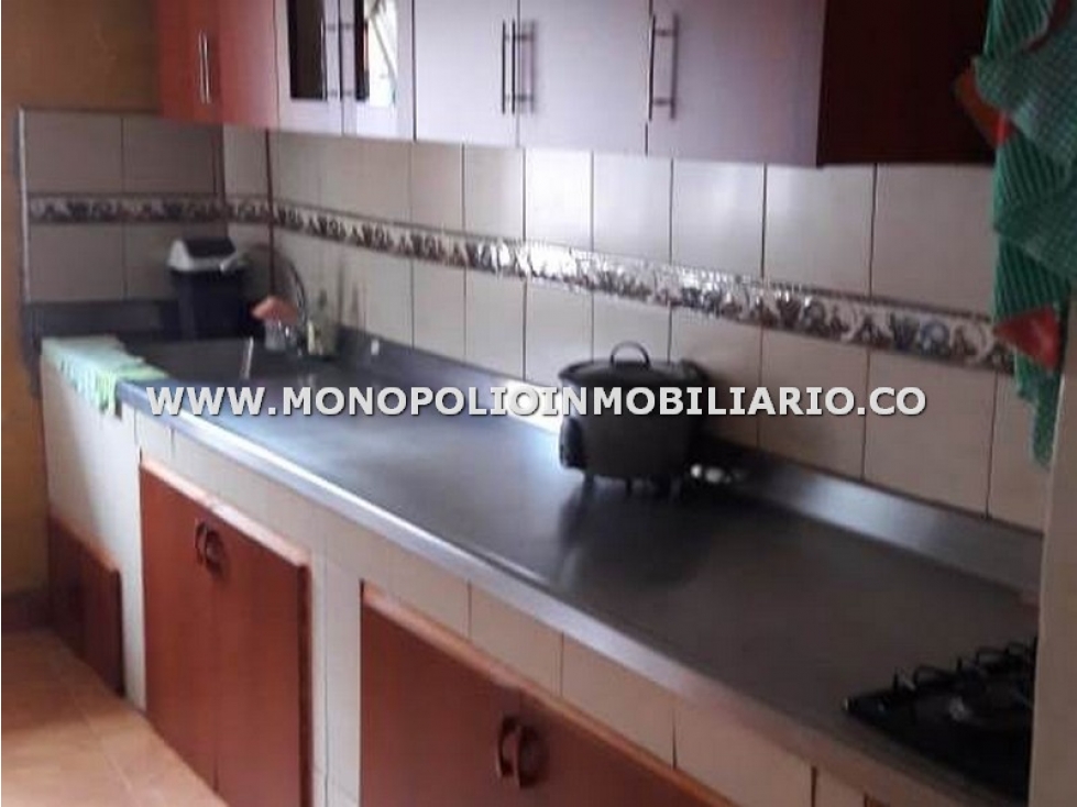 CASA BIFAMILIAR EN VENTA - SECTOR SAN JAVIER - ITAGUI COD: 24565 — foto 2