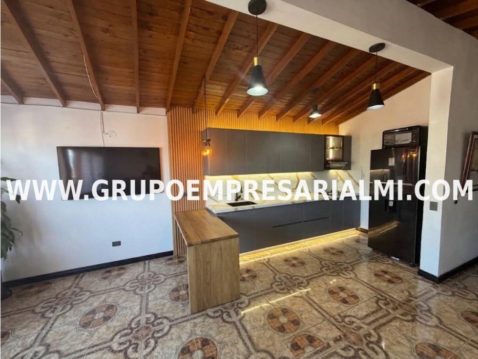 CASA BIFAMILIAR EN VENTA - SECTOR EL TRIANON COD: 34152
