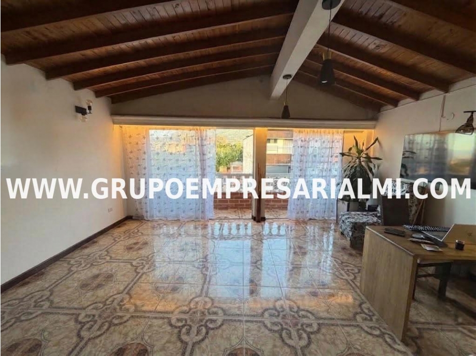CASA BIFAMILIAR EN VENTA - SECTOR EL TRIANON COD: 34152 — foto 2