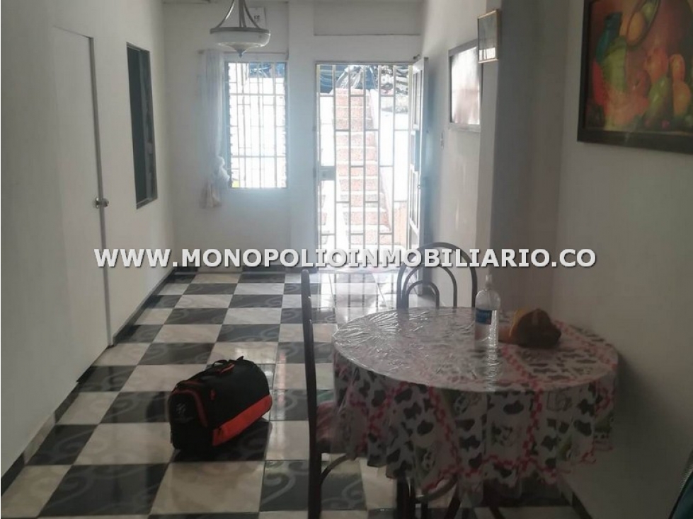 CASA BIFAMILIAR EN VENTA -SECTOR ENCISO COD: 24466
