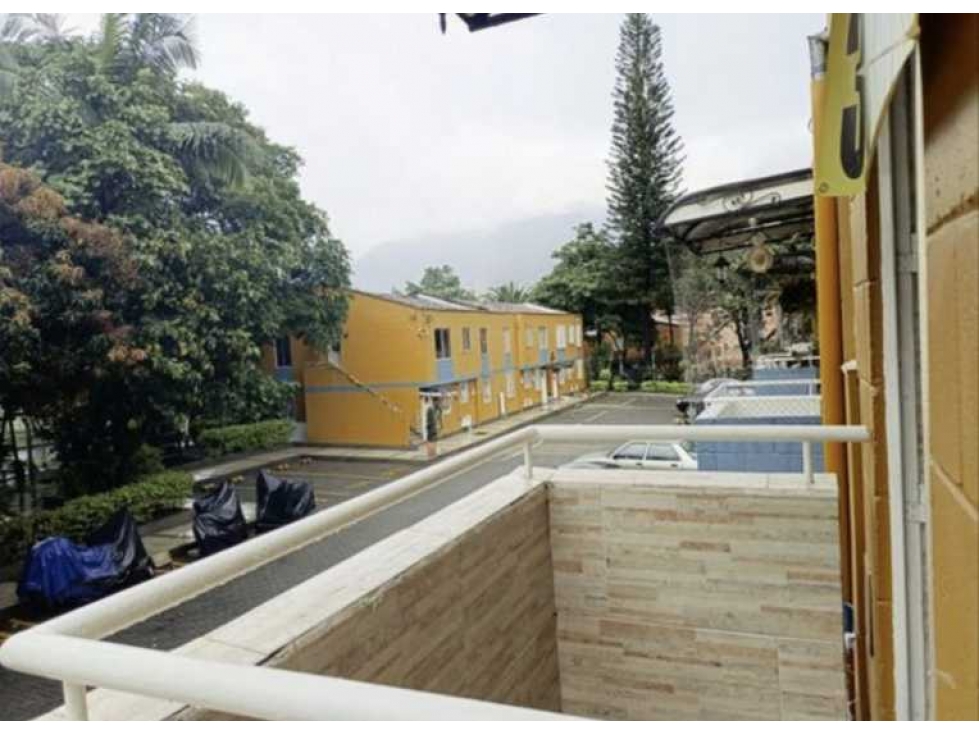 CASA BIFAMILIAR EN VENTA VIVIENDAS DEL SUR ITAGUI — foto 2
