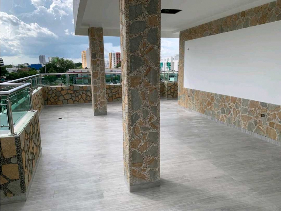 Casa Bifamiliar Esquinera de 3 pisos EN VENTA — foto 5