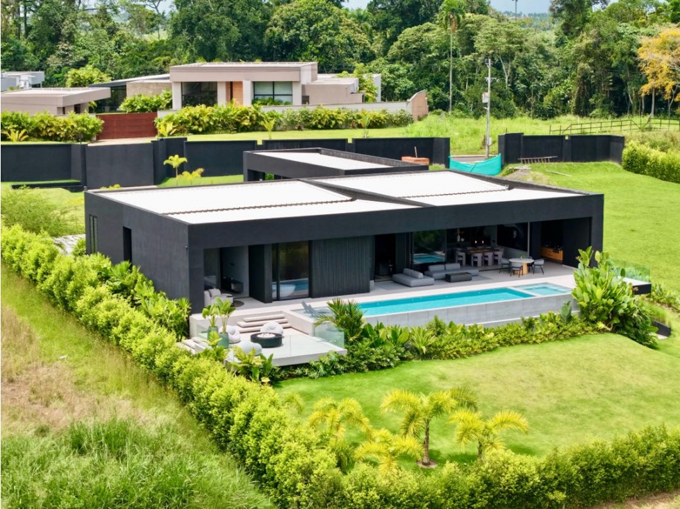 Casa Black | Venta de Casa Campestre de Lujo en Cerritos Pereira — foto 3