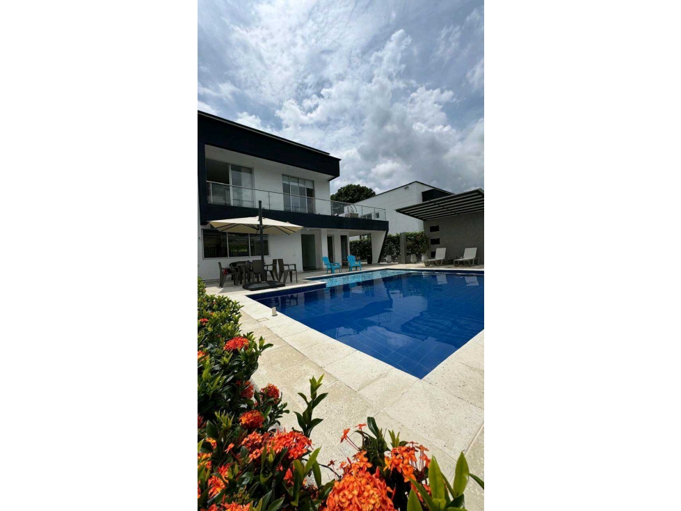 Casa cabaña en San Jerónimo, en venta.