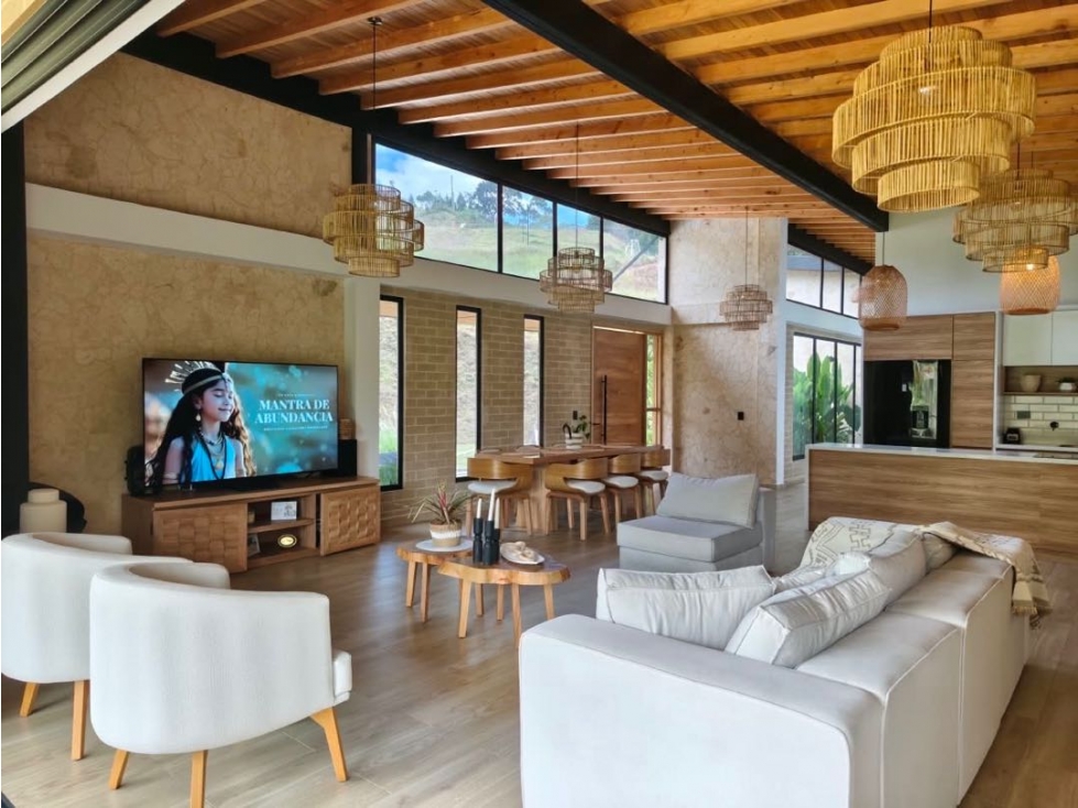 @Casa Campestre 240 m² #Guarne | Jacuzzi,Energía Solar $2.000millones — foto 4