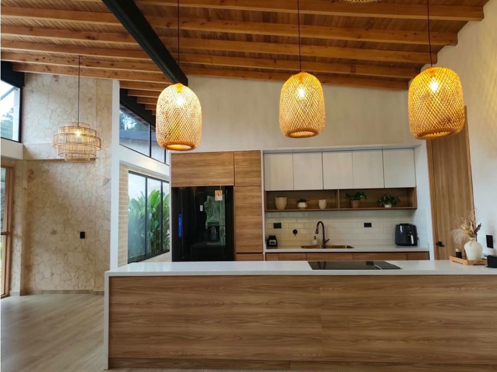 @Casa Campestre 240 m² #Guarne | Jacuzzi,Energía Solar $2.000millones — foto 6