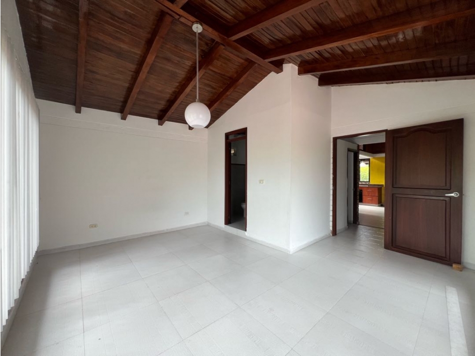 Casa Campestre 4 alcobas Conjunto Cerrado Cerritos Pereira — foto 5