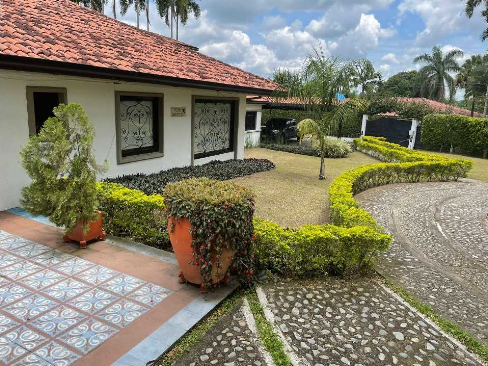 Casa Campestre 9 alcobas Lote 4000 m2 - 1000 m2 Club Campestre — foto 5