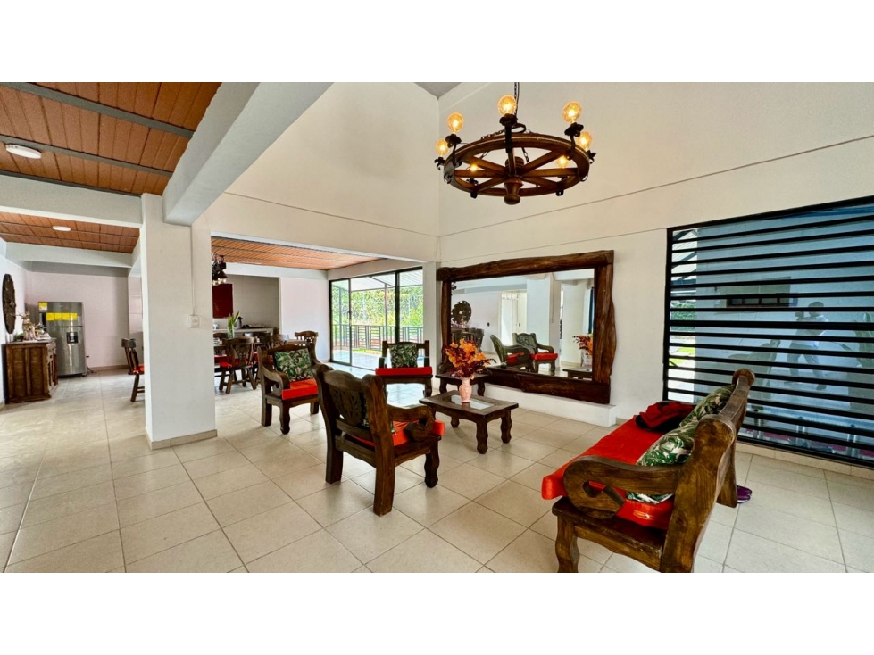 Casa campestre amoblada en venta en condominio Santa Elena El Cerrito - 3