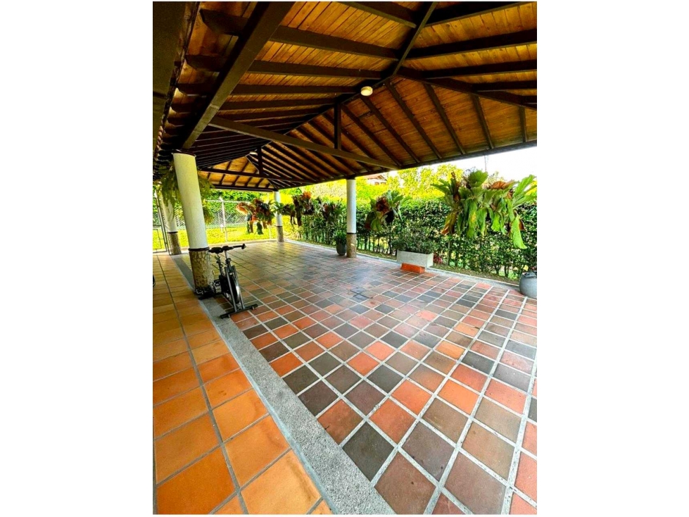 CASA CAMPESTRE CERCA AL CLUB CAMPESTRE — foto 6