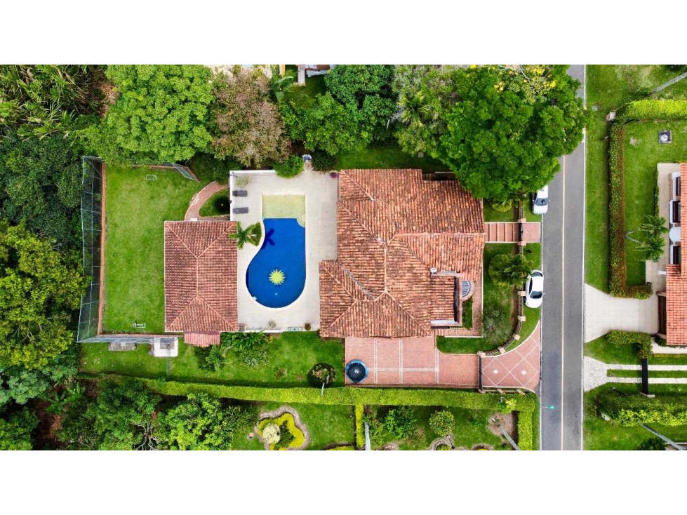 Venta Amplia Casa campestre Cerritos Pereira — foto 3