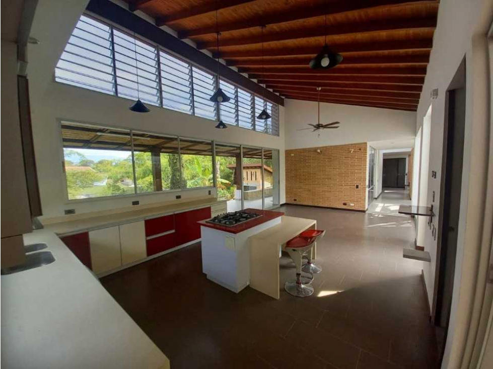 Casa campestre con exclusivo diseño rodeada de naturaleza y frutales — foto 6