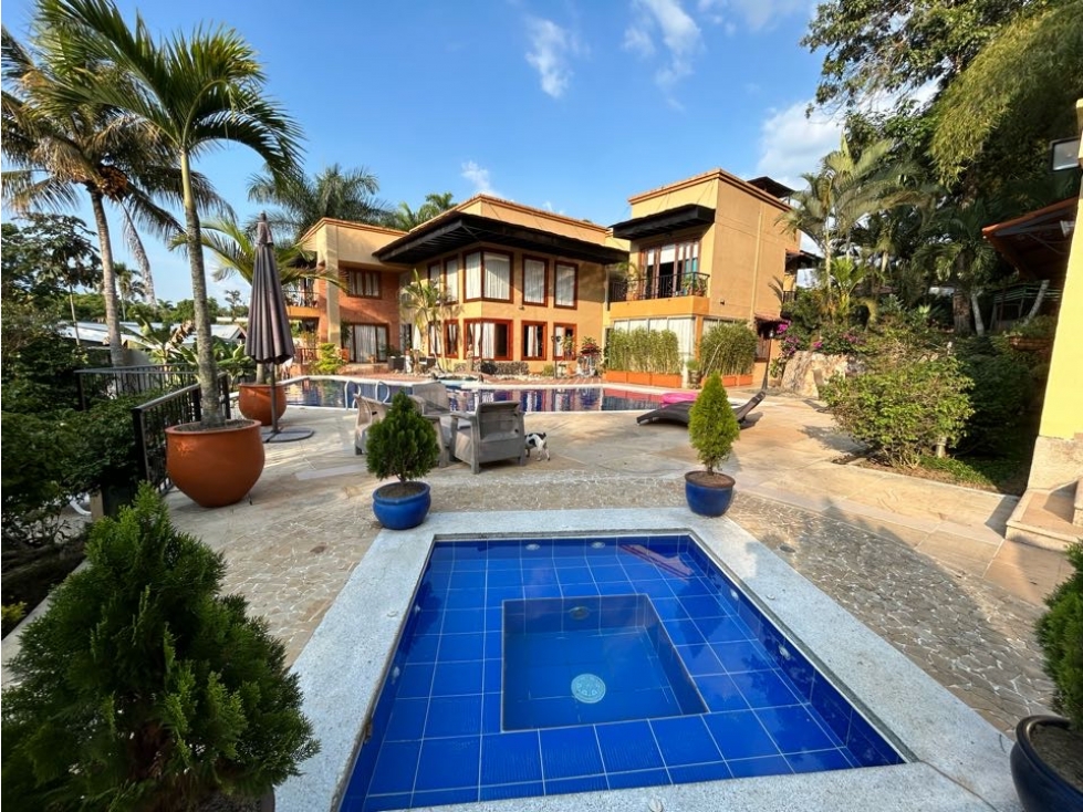 Se Vende Casa Campestre en Maracay