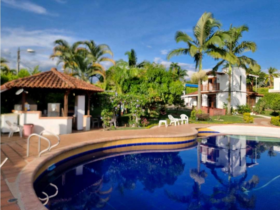 Casa campestre con lago para la venta en combia — foto 3