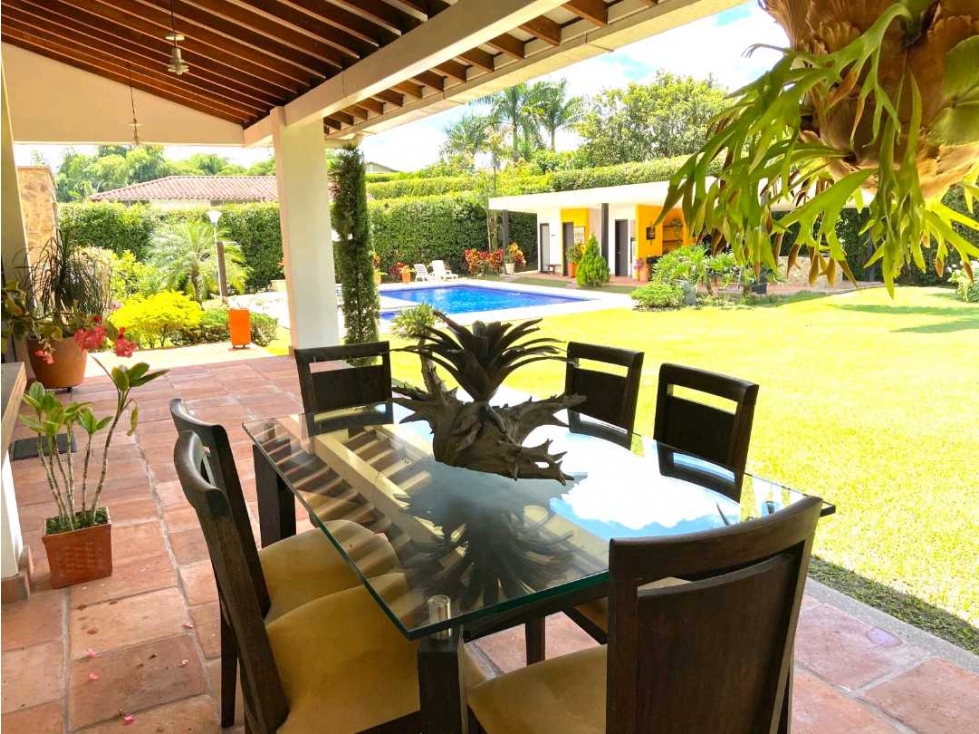 Casa campestre con piscina, jacuzzi y turco entre El Caimo y Club