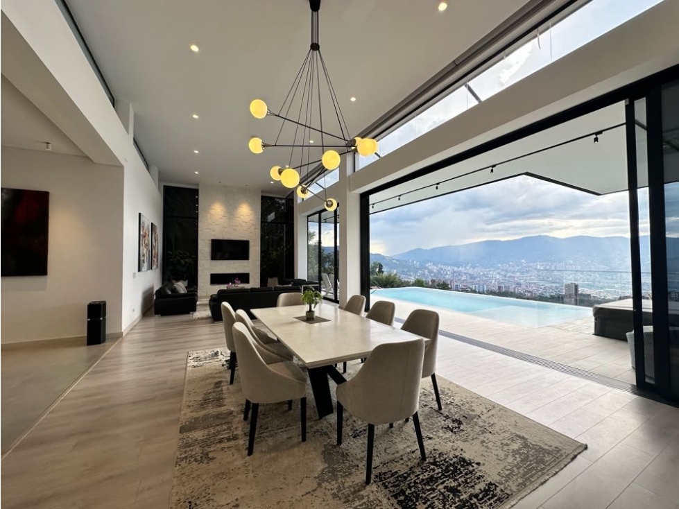 Casa campestre con vista a la ciudad en el corazón del poblado — foto 5