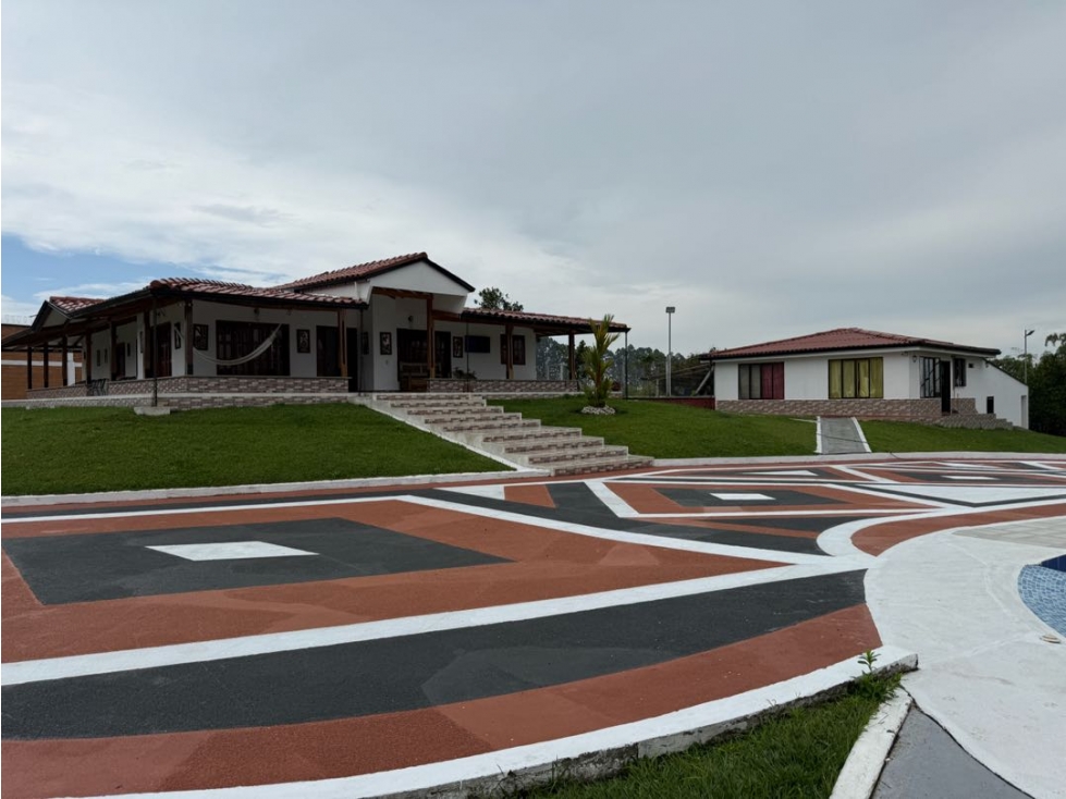 Casa campestre/ condina Pereira