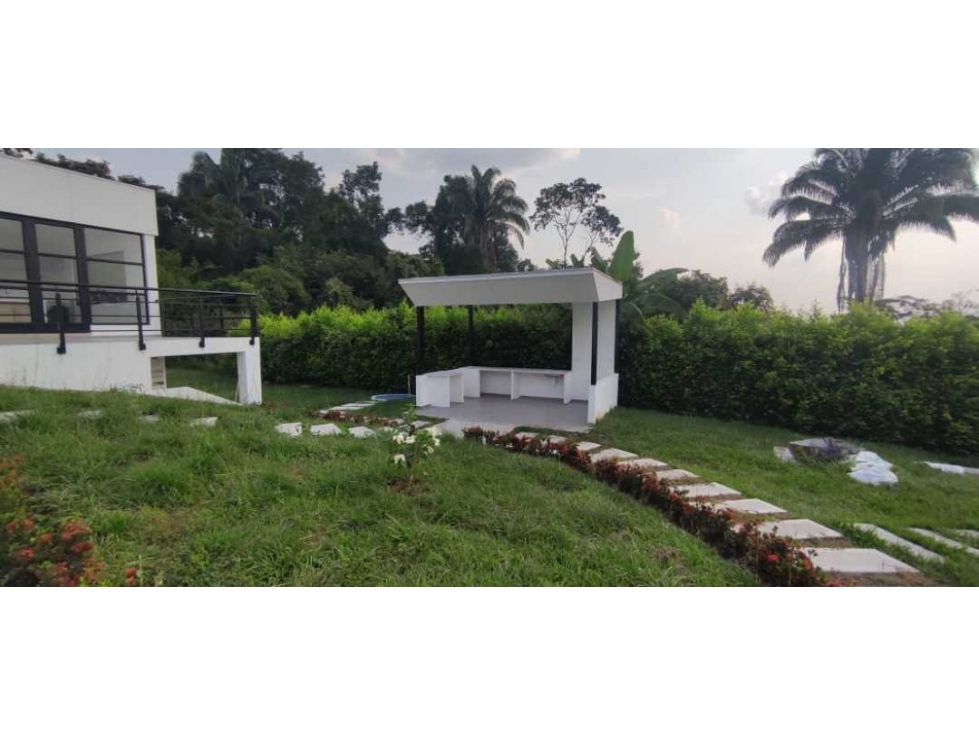Casa campestre de 2000 M2 en La Mesa Cund, agradable vista — foto 2