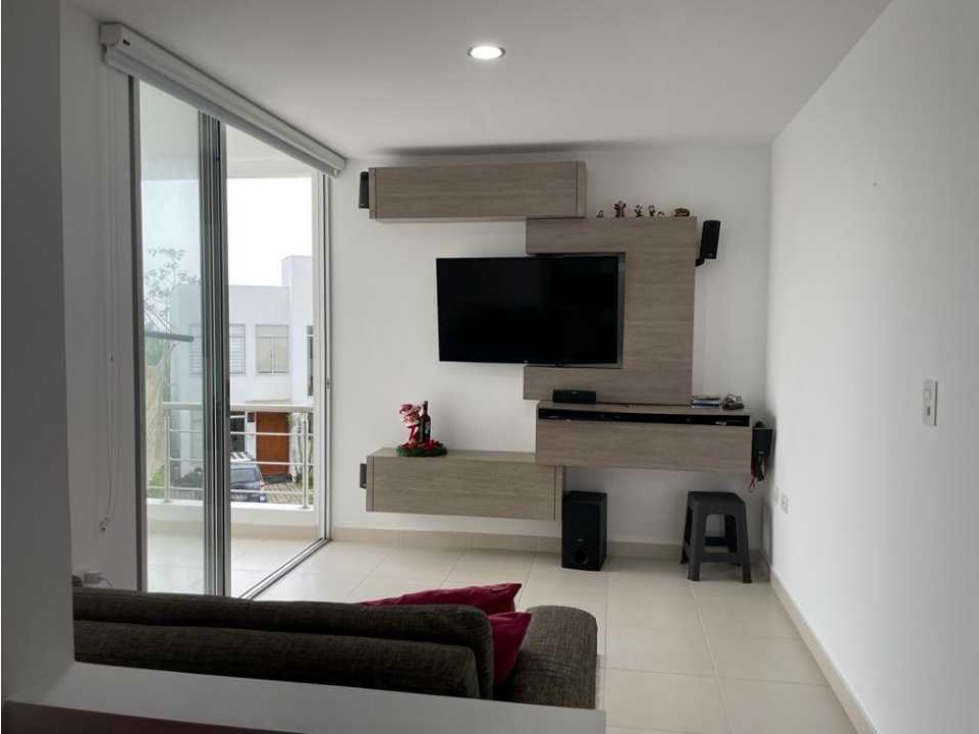 Casa campestre de 204 M2 en 665 mill en La Mesa Cund, zona urbana. — foto 6