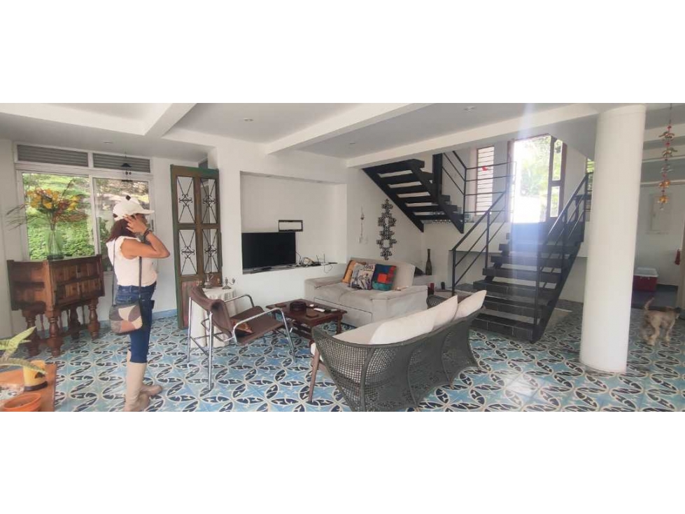 Casa campestre de 2550 M2 en 600 mill en La Mesa Cund COL — foto 6