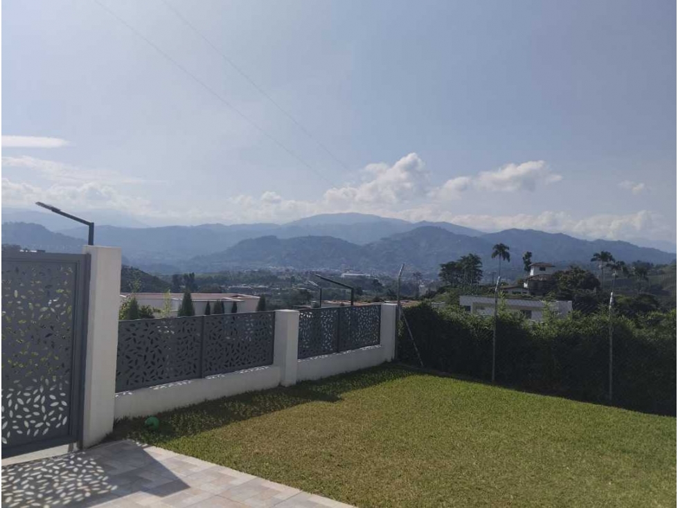¡CASA CAMPESTRE DE LUJO EN EXCLUSIVO CONDOMINIO! PALESTINA — foto 3