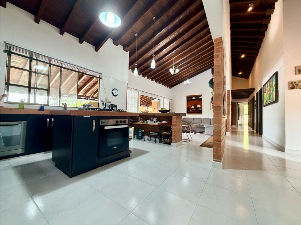 CASA CAMPESTRE DE UN NIVEL CONDOMINIO SABANITAS