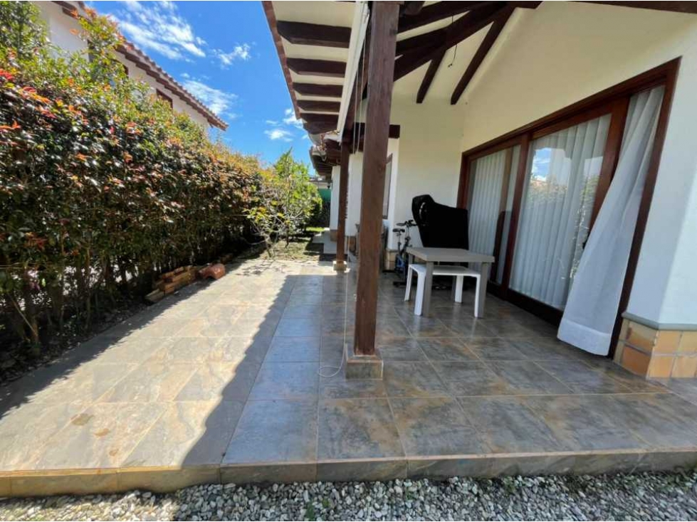 Casa campestre de un solo nivel Urbanización cerrada La Ceja — foto 2