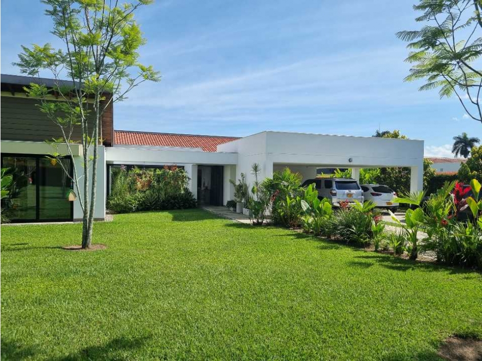 Casa Campestre 4 alcobas Lote 2445 m2 y área 378 m2 Club Campestre - 4