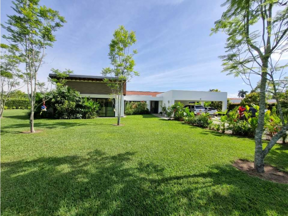 Casa Campestre 4 alcobas Lote 2445 m2 y área 378 m2 Club Campestre - 5