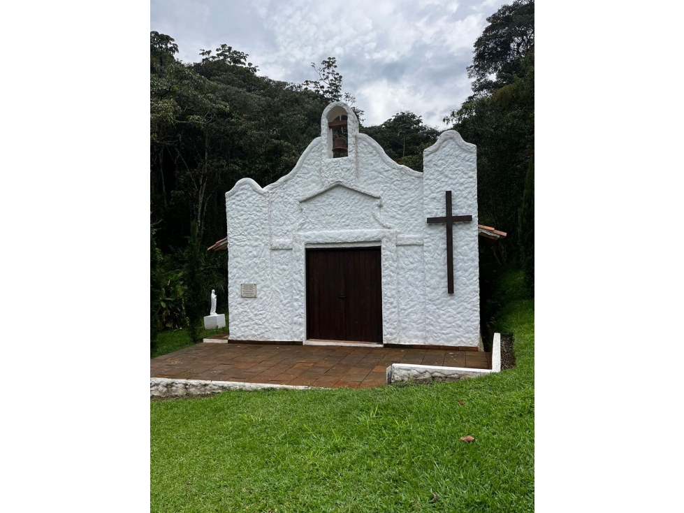 Casa Campestre El Retiro 6400 lote 3250 millones millones — foto 6