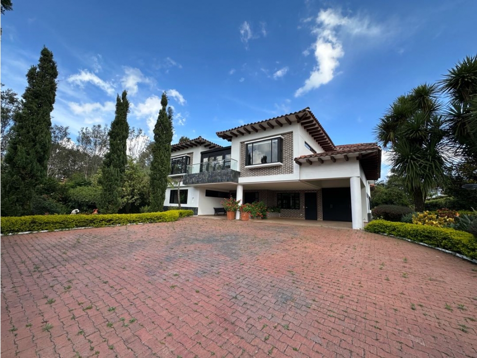 Casa campestre en alquiler cerca del club Llanogrande