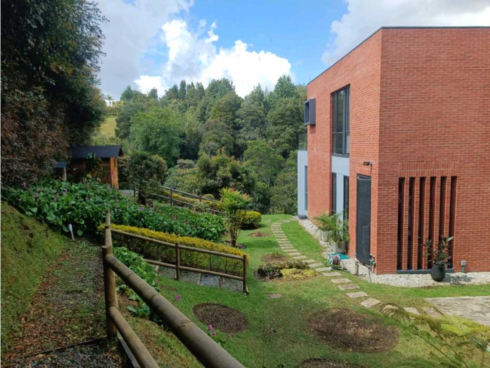 Amplia Casa Campestre en Alto de Palmas en Parcelación en venta — foto 4