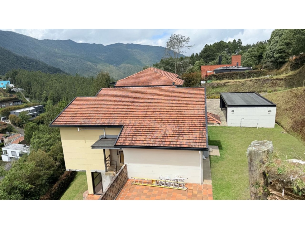 Casa Campestre en Altos del Escobero en Envigado — foto 5