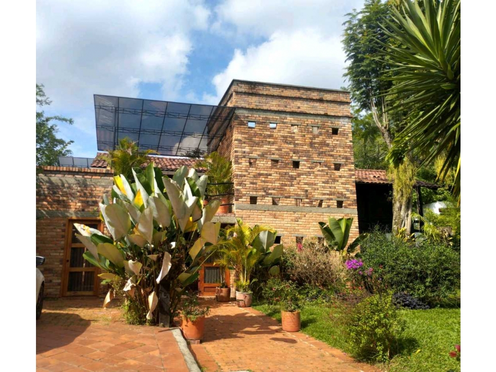 Casa Campestre en Condominio de Pance al sur de Cali. — foto 2