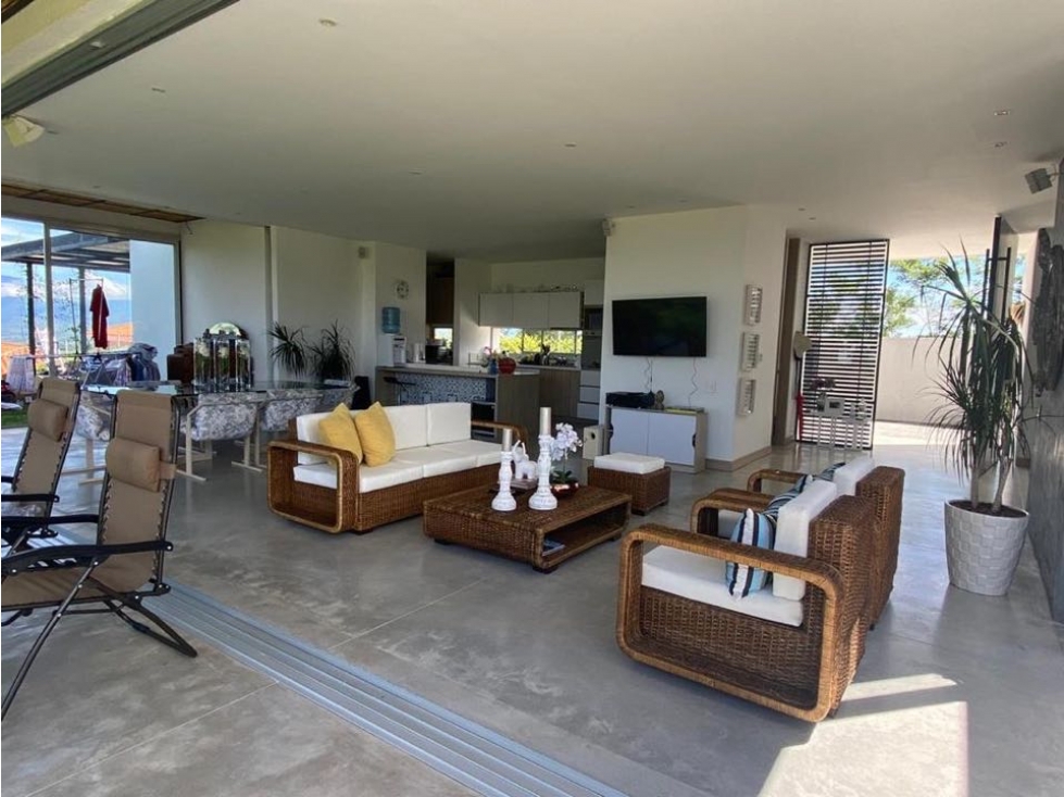 Casa campestre en Cerritos (D)