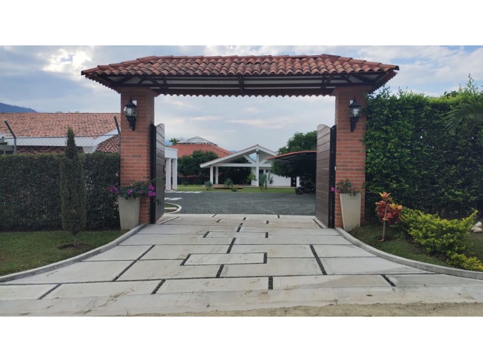 Casa campestre de 1.550m2 en condominio en venta La Buitrera Palmira - 2