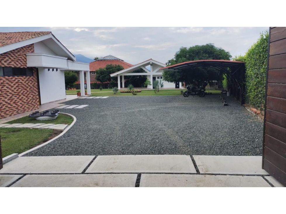 Casa campestre de 1.550m2 en condominio en venta La Buitrera Palmira - 4