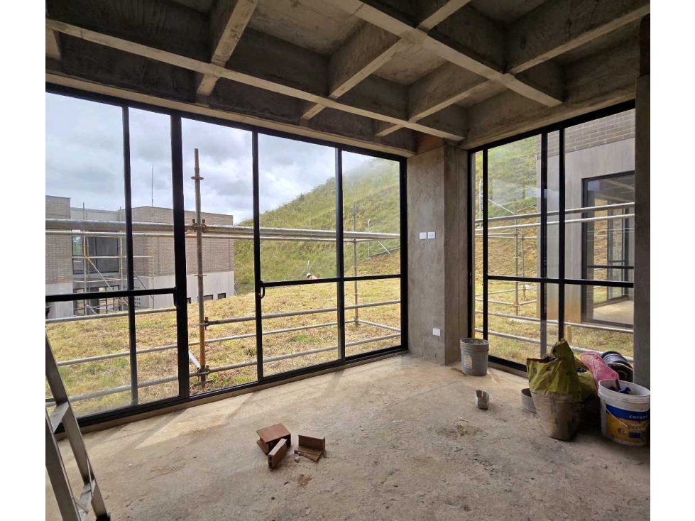 CASA CAMPESTRE EN EL ALTO (En obra gris) — foto 5