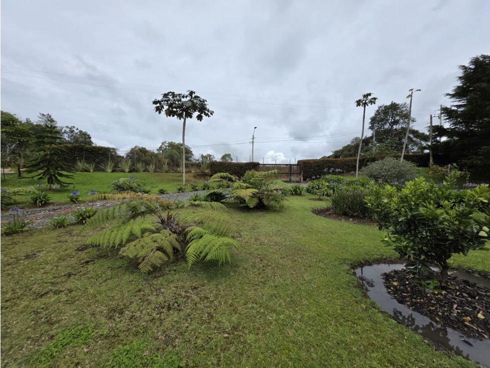 CASA CAMPESTRE EN EL ALTO DE LAS PALMAS — foto 3