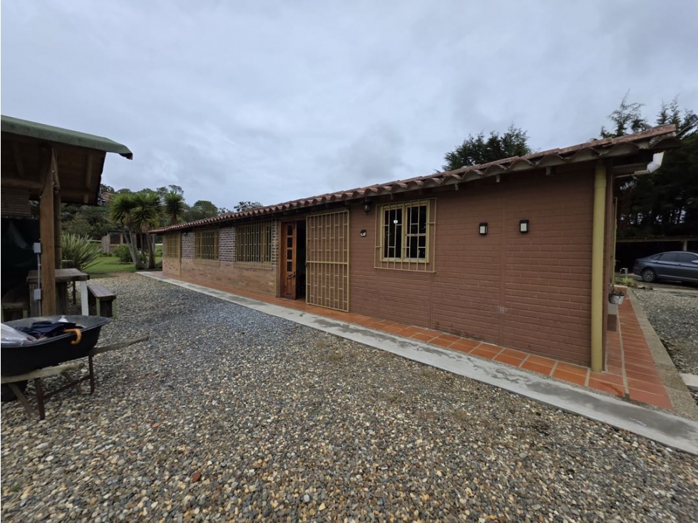 CASA CAMPESTRE EN EL ALTO DE LAS PALMAS — foto 5