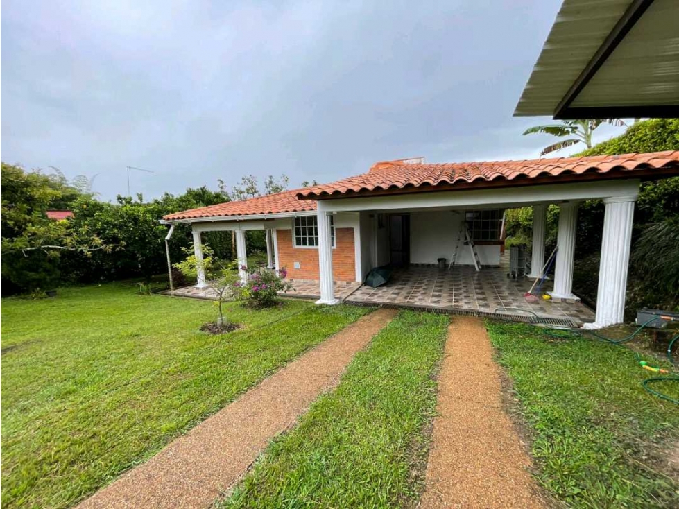 Casa Campestre en El Caimo | 750 m² de lote | Conjunto Cerrado — foto 2