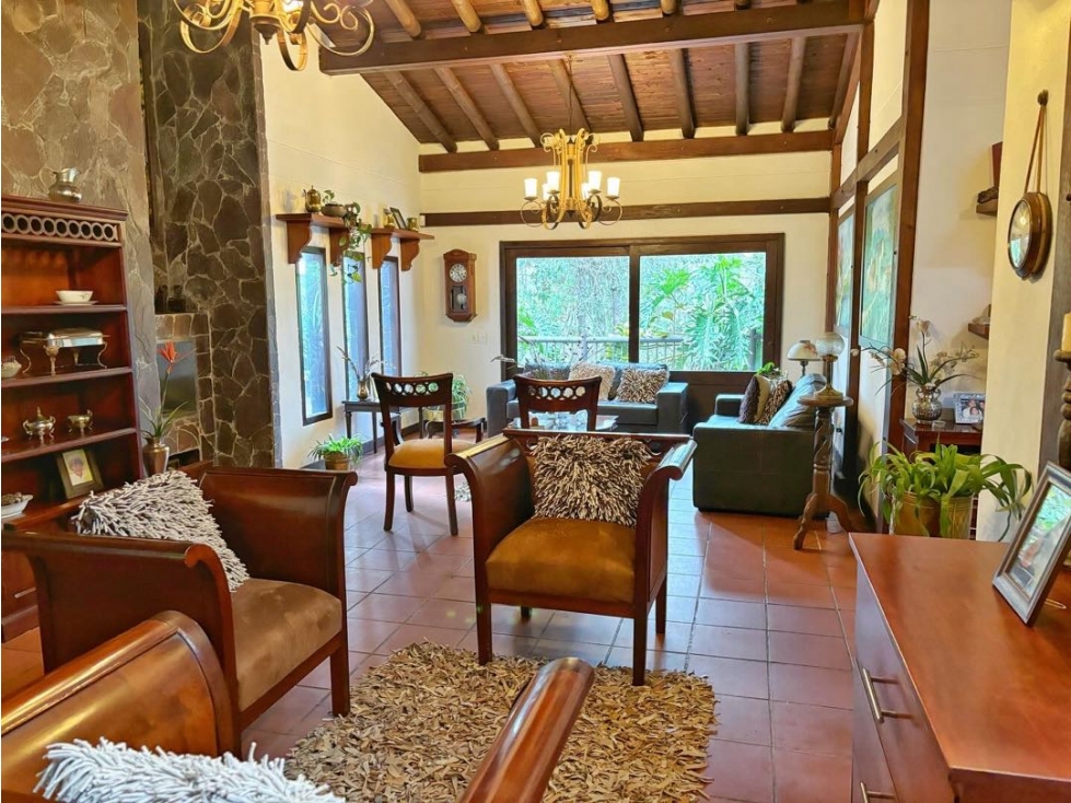 Casa campestre en el Escobero para venta